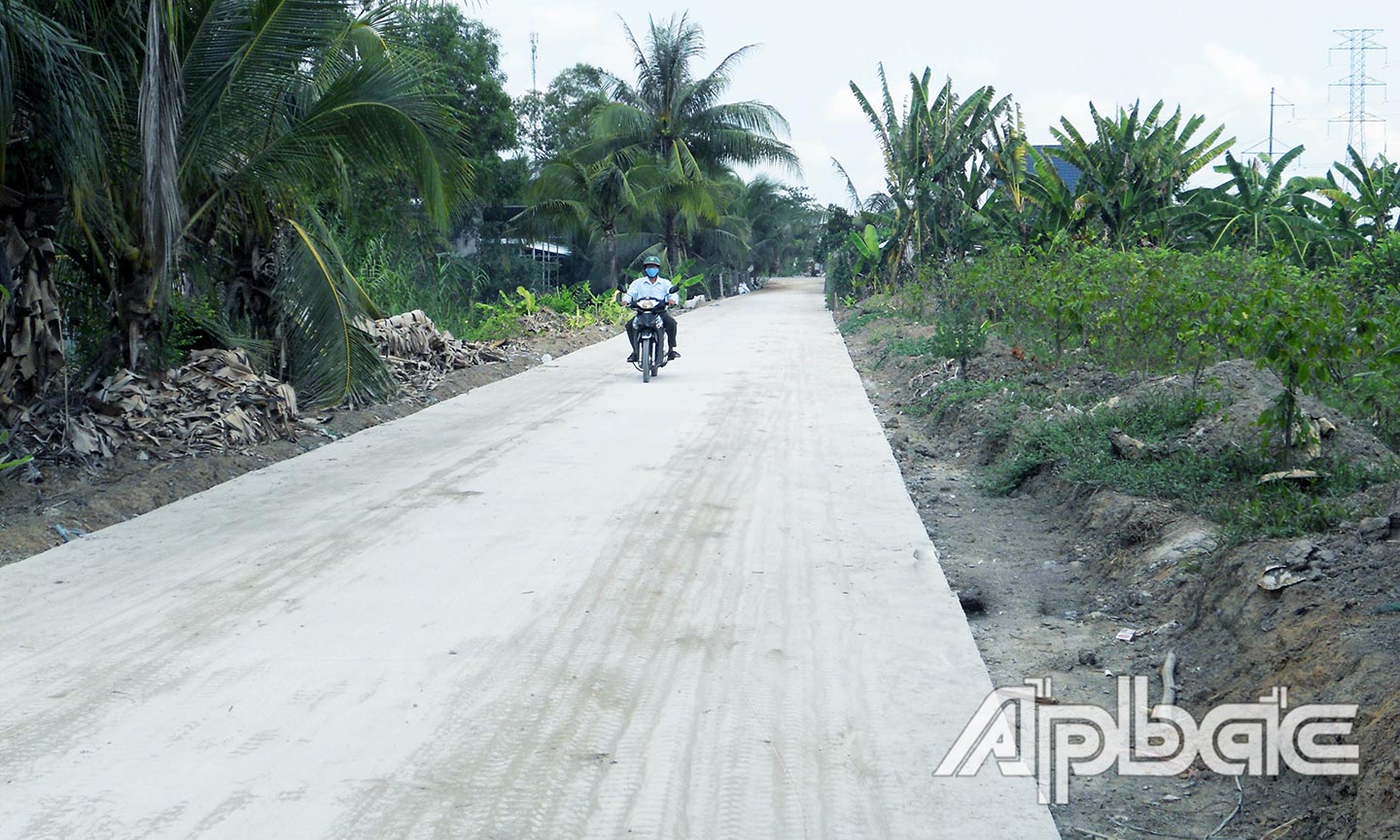 Chuyện người dân hiến đất xây trường