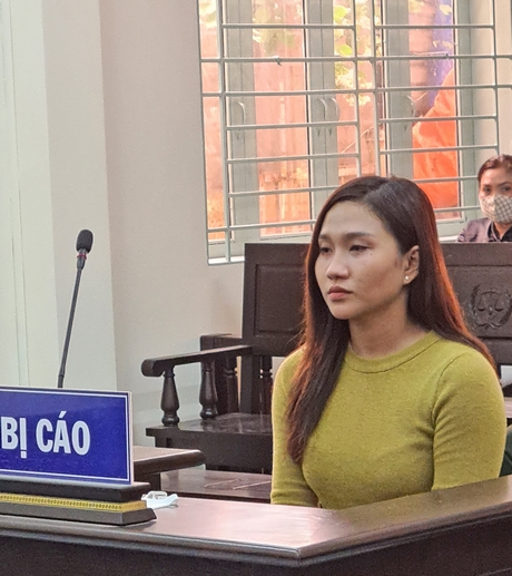 Vĩnh Long: Giải quyết mâu thuẫn "xước mặt" bằng dao