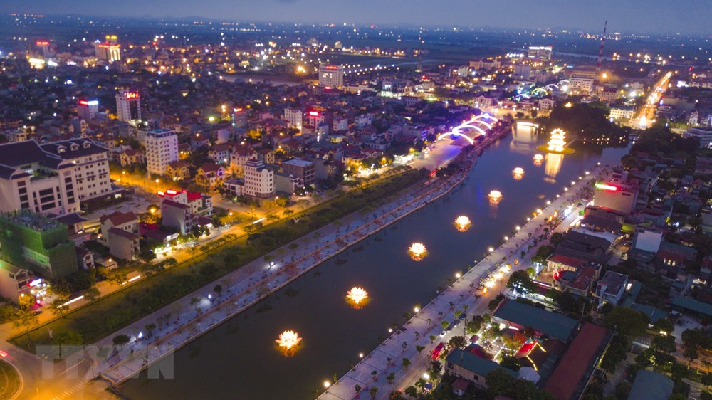 Chiêm ngưỡng vùng đất cố đô sơn thủy hữu tình khi đêm về