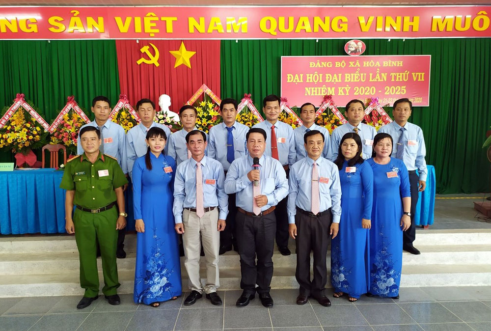 Đồng chí Đặng Thanh Bình tái đắc cử Bí thư Đảng ủy xã Hòa Bình (nhiệm kỳ 2020-2025)