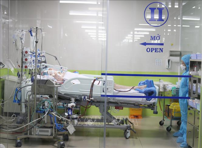 Chuyện chưa kể về hành trình 65 ngày điều trị cho bệnh nhân 91