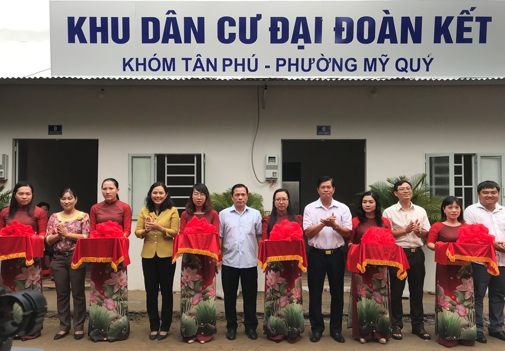 Thêm nhiều hộ nghèo ở TP. Long Xuyên có nhà