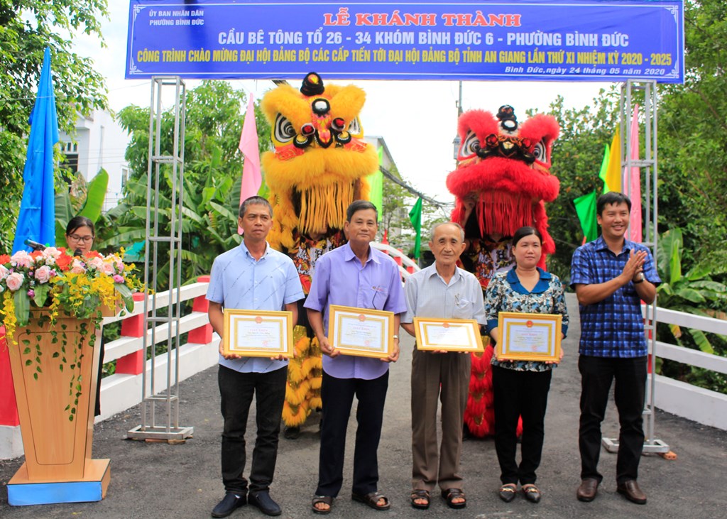 Khánh thành cầu tổ 26 – 34, khóm Bình Đức 6