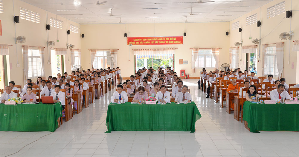 Đồng chí Nguyễn Phạm Tuấn tái đắc cử Bí thư Đảng ủy xã Vĩnh Thành khóa XI (nhiệm kỳ 2020-2025)