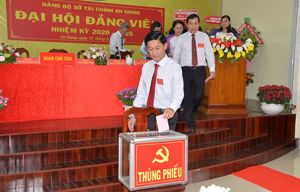 Đồng chí Trần Minh Nhựt tái đắc cử Bí thư Đảng ủy Sở Tài chính An Giang (nhiệm kỳ 2020-2025)