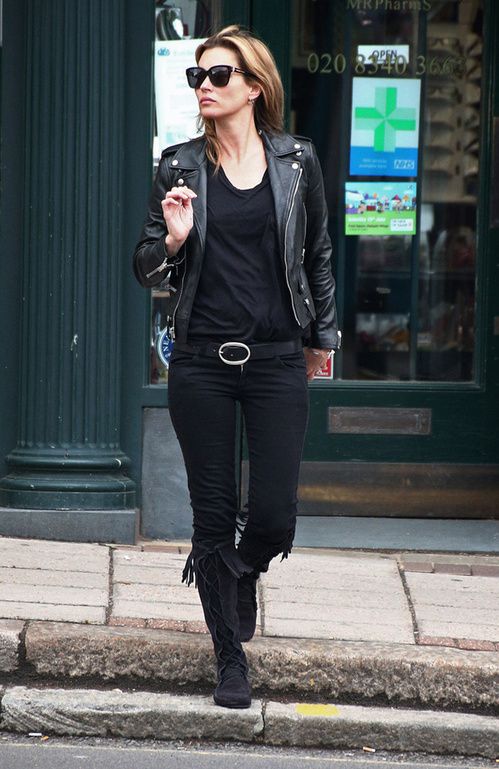 Nhìn lại lịch sử chiếc quần jean skinny