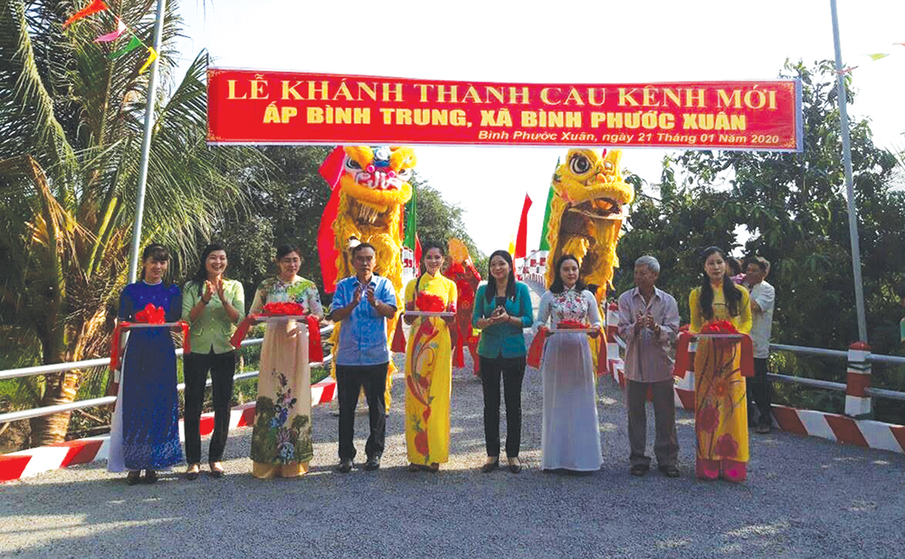Chào mừng Đại hội đại biểu Đảng bộ xã Bình Phước Xuân, nhiệm kỳ 2020-2025: Chuyển dịch cây trồng hiệu quả kinh tế cao