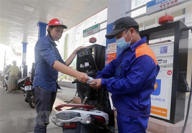 Petrolimex, PVOIL vẫn đảm bảo cung ứng đủ xăng dầu phục vụ khách hàng
