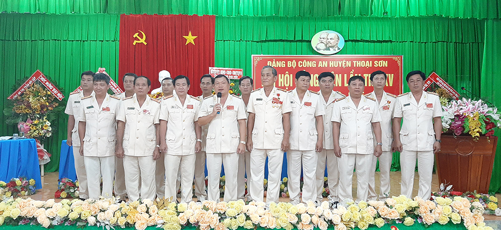 Đại hội đảng viên Đảng bộ Công an huyện Thoại Sơn lần thứ XV (nhiệm kỳ 2020-2025) thành công tốt đẹp