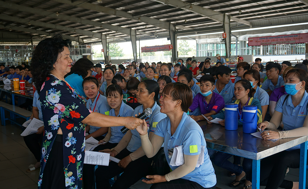 Công đoàn đóng góp tích cực trong công tác gia đình