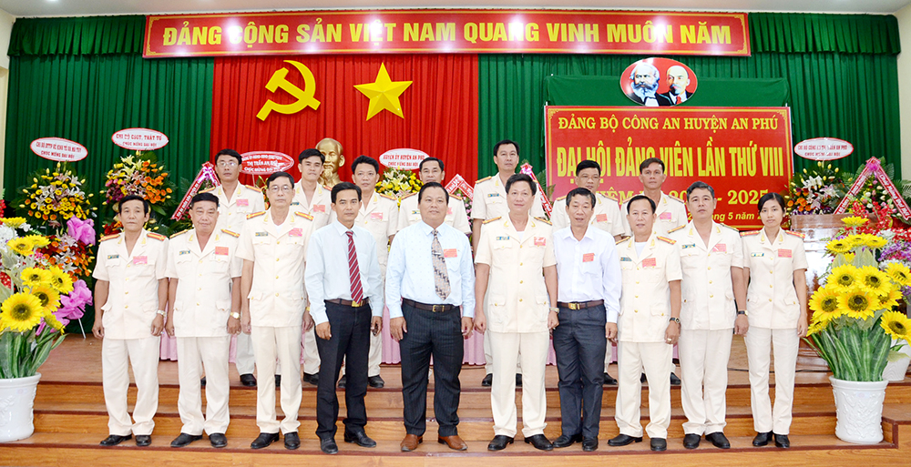 Thượng tá Lý Thanh Vũ tái đắc cử Bí thư Đảng ủy Công an huyện An Phú (nhiệm kỳ 2020-2025)