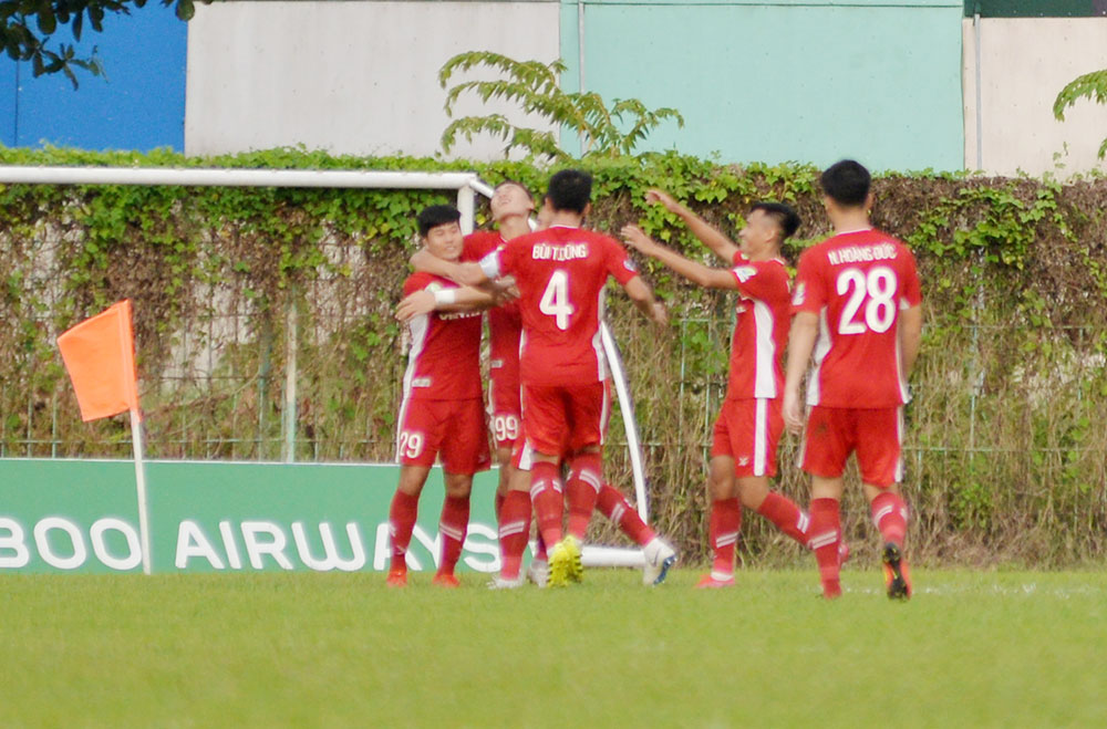 An Giang thua Viettel 2-0 trong trận cầu đầy khán giả