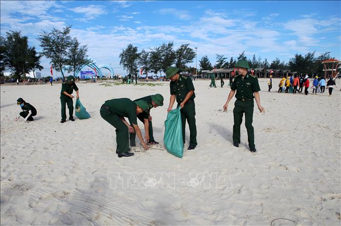 Hưởng ứng Ngày Đại dương thế giới và Tuần lễ Biển và Hải đảo Việt Nam năm 2020