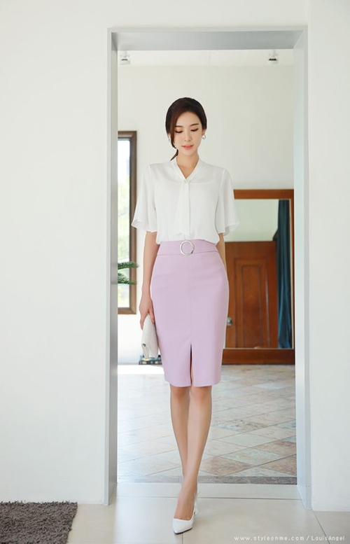 4 tips mặc trang phục cho bạn gái đi phỏng vấn việc làm