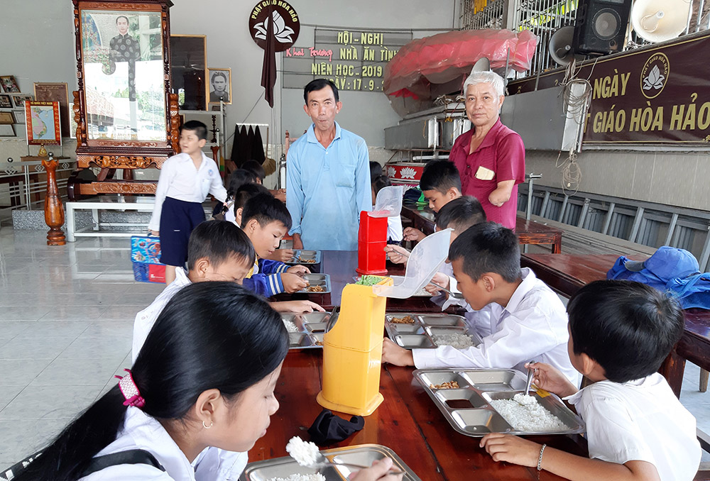 Nhân rộng mô hình “Tín đồ Phật giáo Hòa Hảo nói không với tệ nạn xã hội”