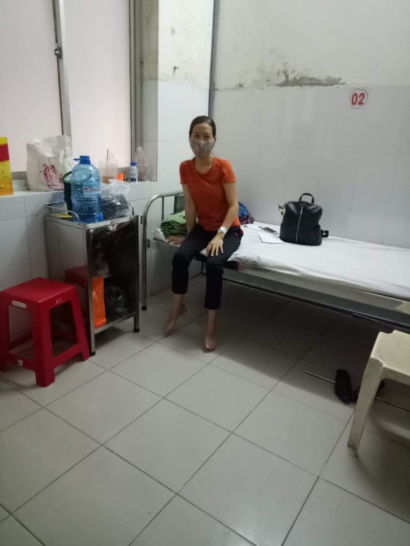 Long An: Công an xử phạt phụ huynh đánh cô giáo trên bục giảng 2,5 triệu đồng