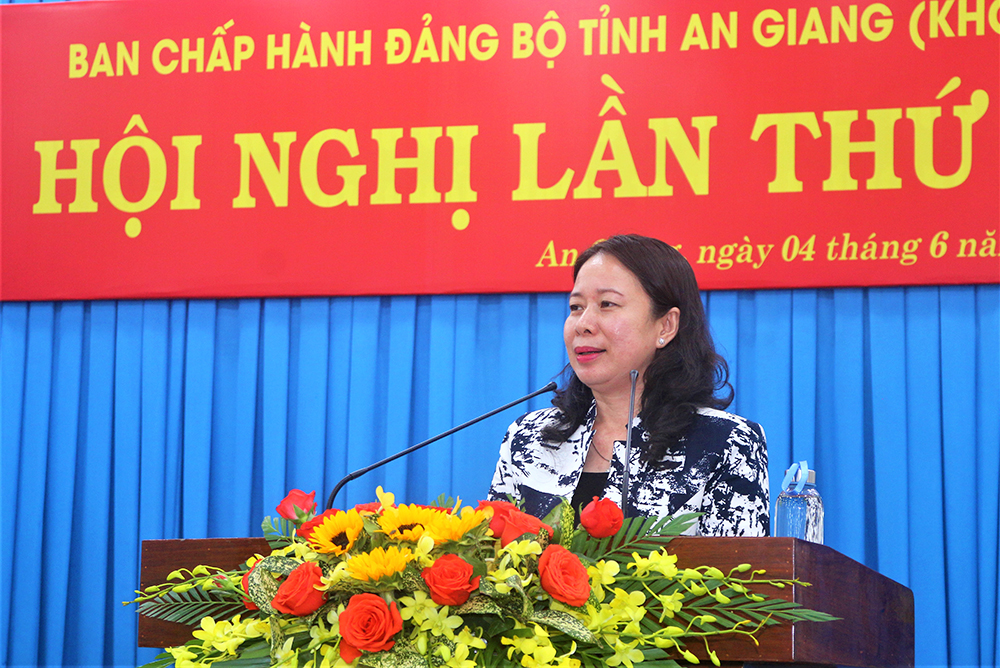 Hội nghị Ban Chấp hành Đảng bộ tỉnh lần thứ 20: Cho ý kiến các dự thảo văn bản trình Đại hội đại biểu Đảng bộ tỉnh lần thứ XI