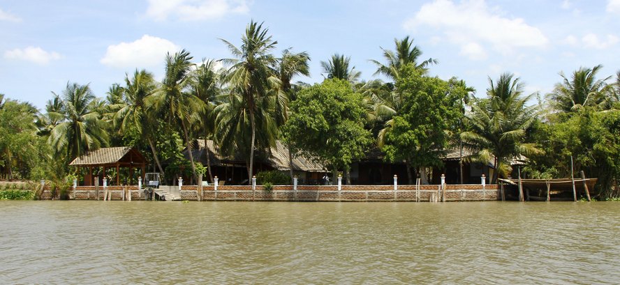 Về Vĩnh Long, khám phá du lịch sông nước miệt vườn