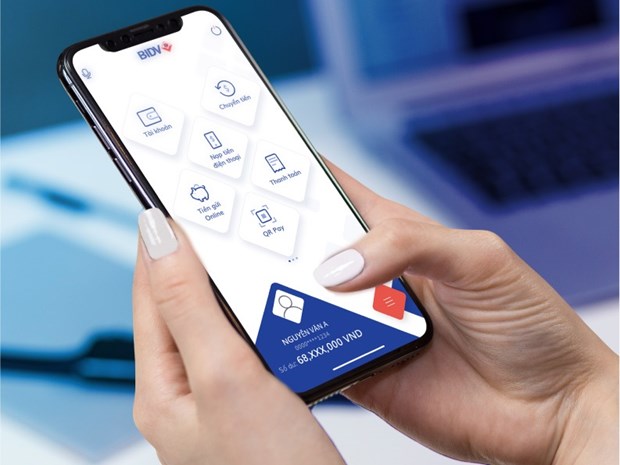 Thanh toán qua điện thoại di động tăng 198,8% về số lượng