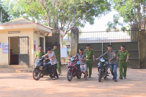 Triệt phá ổ nhóm chuyên trộm cắp xe máy ở khu vực Tây Nguyên