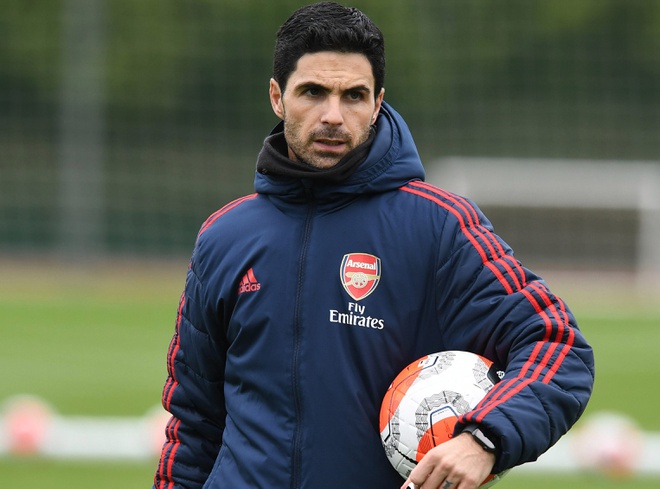 Arsenal chiến thẳng "hủy diệt" 6-0 Charlton trong ngày trở lại sân cỏ