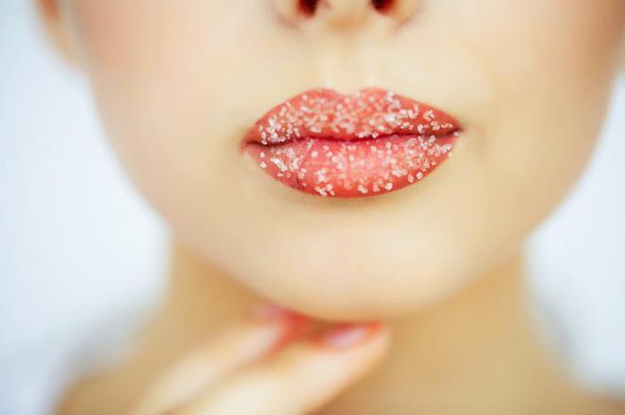 10 bí quyết tô son sành điệu mà không phải nàng nào cũng biết