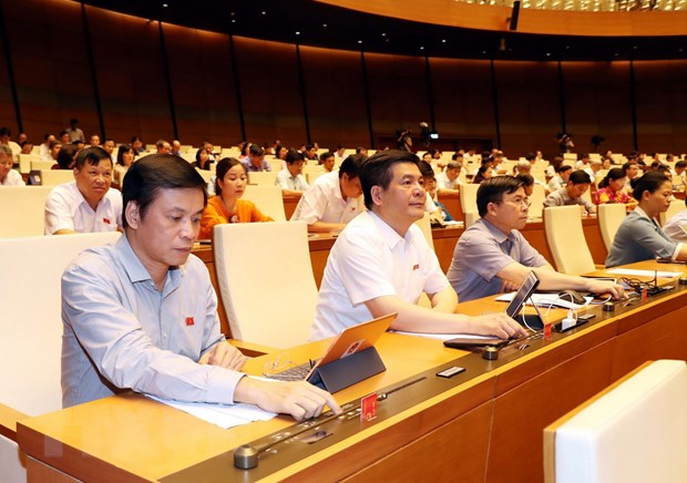 Thông qua Nghị quyết về Chương trình xây dựng luật, pháp lệnh năm 2021