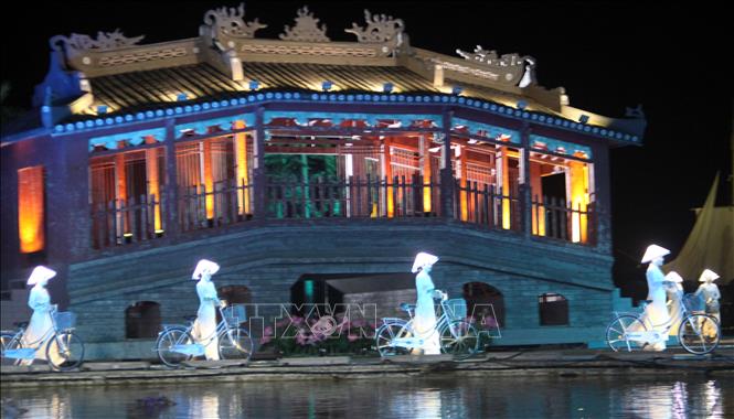 Đặc sắc, ấn tượng Lễ hội áo dài Hội An, danh thắng Việt Nam