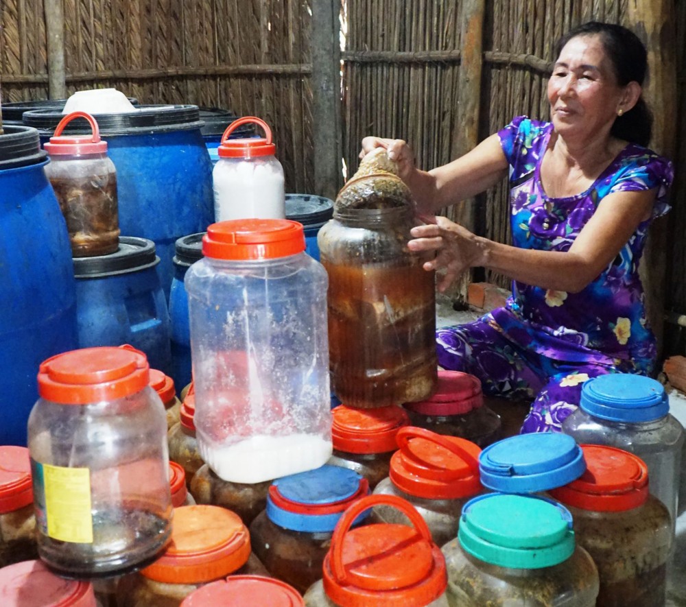 Mặn mòi mắm cá trắm cỏ Hồng Dân