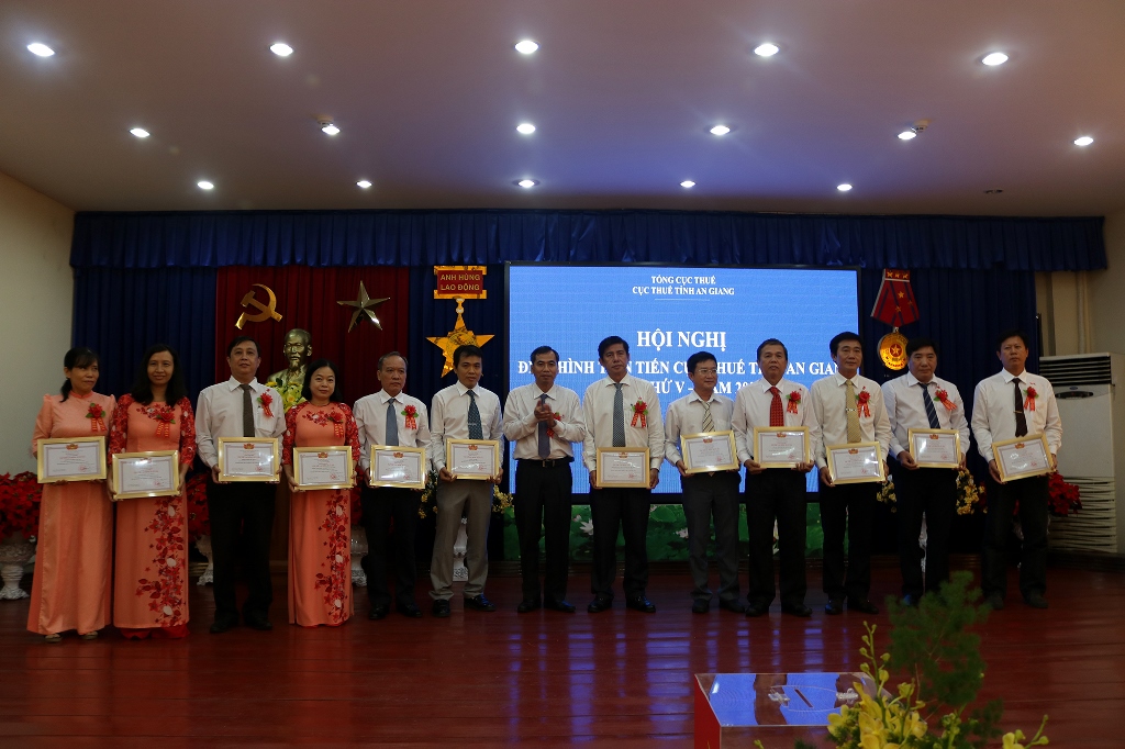 Ngành thuế An Giang với phong trào thi đua yêu nước