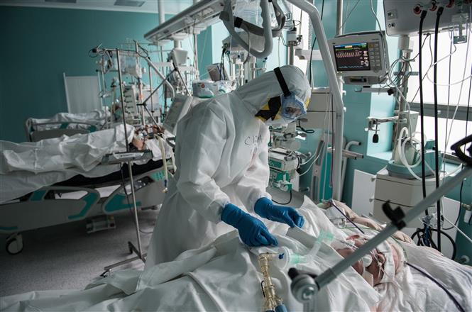 Diễn biến COVID-19 tới 6 giờ sáng 19-6: Thế giới trên 8,5 triệu ca mắc bệnh, một số thành phố châu Âu tái phong tỏa