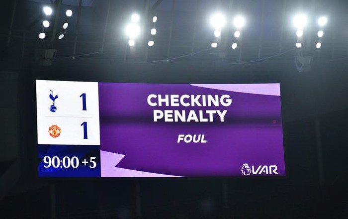 Tottenham hòa nghẹt thở Man United, Pogba tạo dấu ấn ngày trở lại