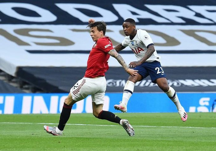 Tottenham hòa nghẹt thở Man United, Pogba tạo dấu ấn ngày trở lại