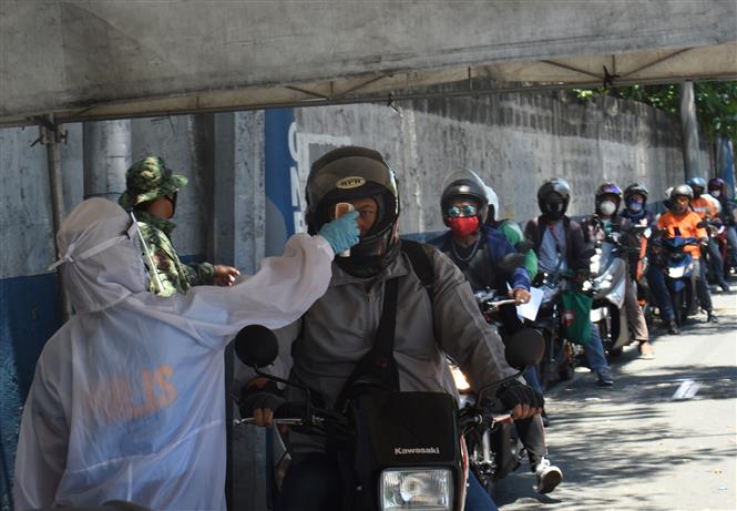 Tình hình COVID-19 tại ASEAN hết 19-6: Indonesia vẫn trên 1.000 ca nhiễm/ngày; Phó Thủ tướng Thái Lan thử vaccine COVID-19