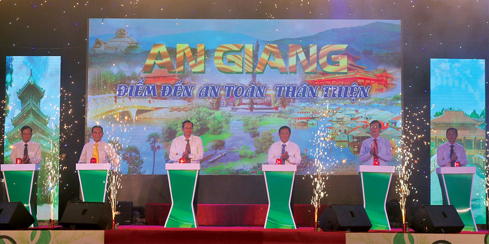 Chung tay phục hồi ngành du lịch sau dịch bệnh