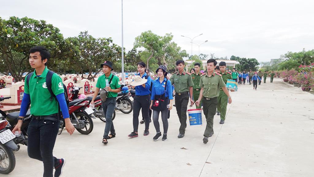 Lan tỏa công trình “Nối vòng tay thiêng”