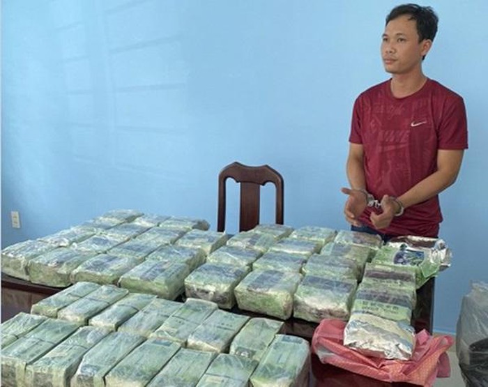 Triệt phá đường dây ma túy 'khủng', thu giữ 86 kg ma túy, 2 khẩu súng