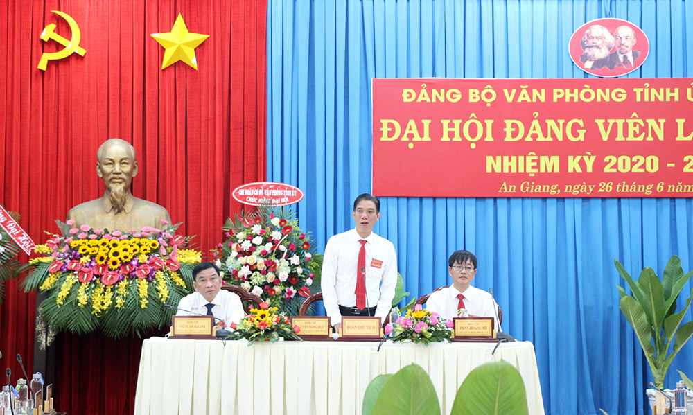 Đồng chí Nguyễn Hồng Đức tái đắc cử Bí thư Đảng ủy Văn phòng Tỉnh ủy An Giang nhiệm kỳ 2020-2025