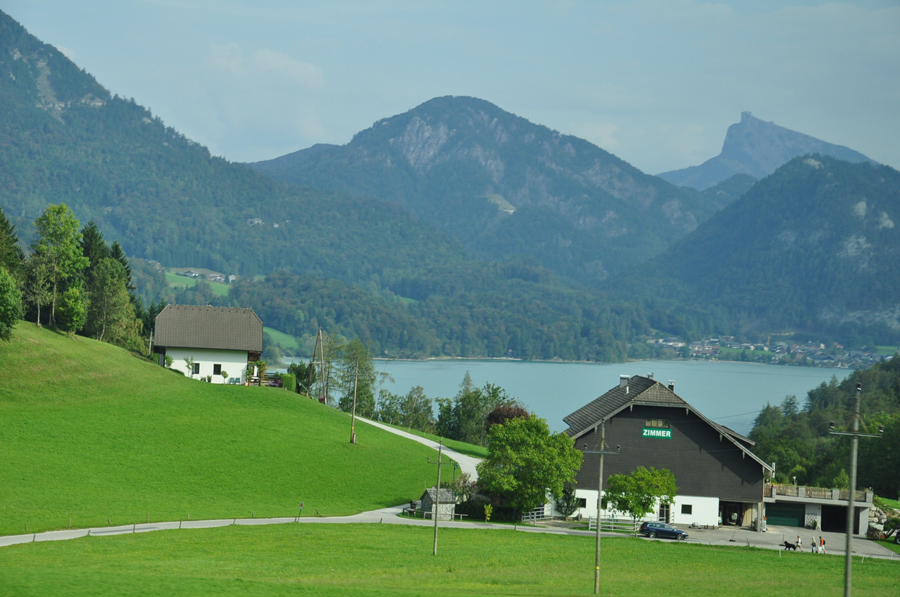 Hallstatt – thị trấn bên hồ đẹp nhất thế giới