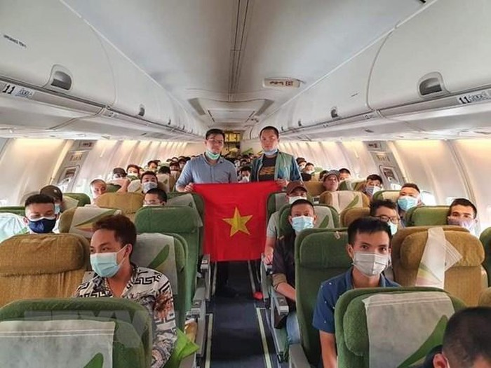 Không có ca mắc COVID-19 mới, hơn 10.000 người đang cách ly