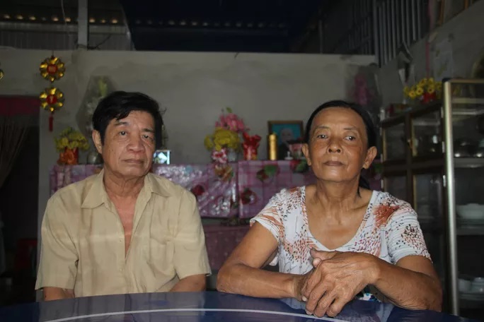 Vợ chồng lão nông xin thoát nghèo
