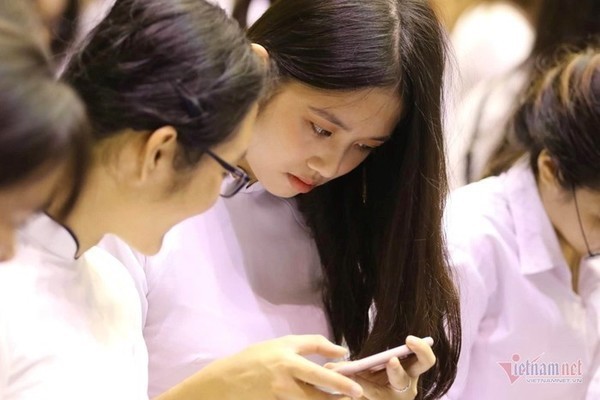 Từ 1-7: Bỏ chính sách miễn học phí với sinh viên sư phạm
