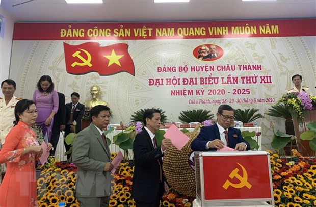Năm bài học để tổ chức thành công đại hội đảng bộ cấp trên cơ sở