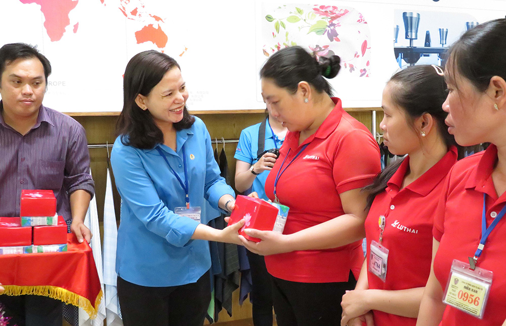 10 năm thi đua phong trào “Giỏi việc nước, đảm việc nhà”