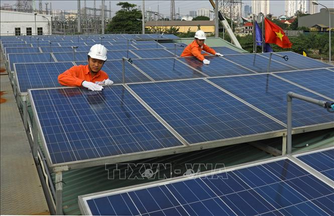 Băn khoăn lắp đặt điện mặt trời mái nhà