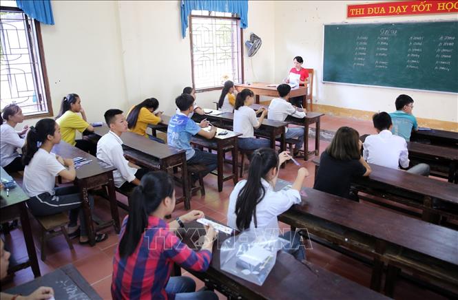 Giải pháp đối với biên chế sự nghiệp giáo dục và y tế