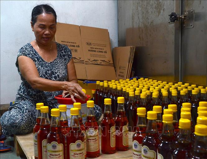 Vinh danh 'Nghề làm nước mắm Nam Ô' là Di sản văn hóa phi vật thể quốc gia