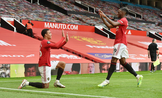Hủy diệt Bournemouth, Man United đòi nợ sòng phẳng