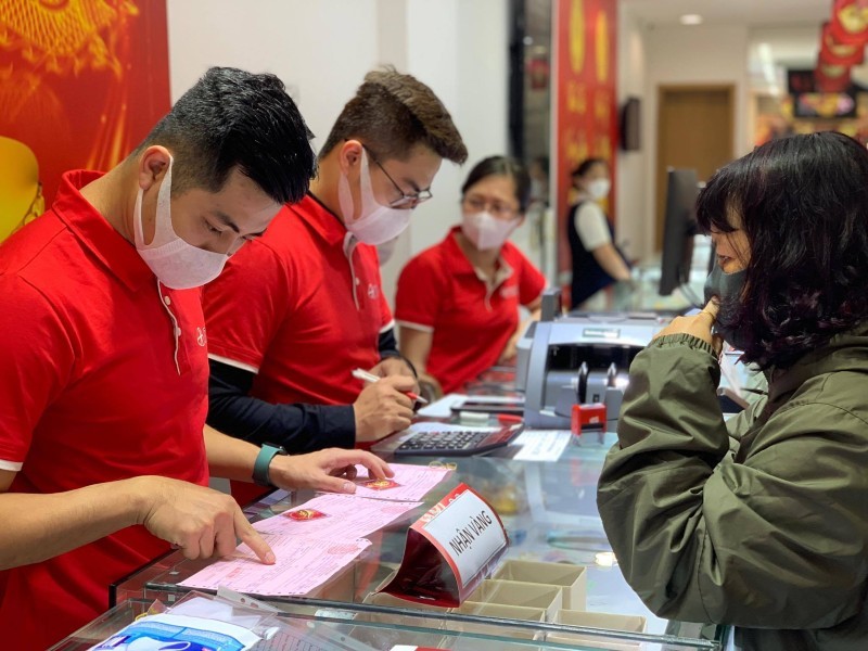 Giá vàng hôm nay 6-7, Đón một tuần, tăng giá mới