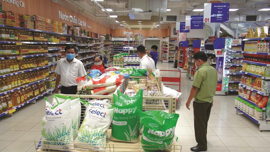 Tăng cường kiểm soát thị trường hàng hóa
